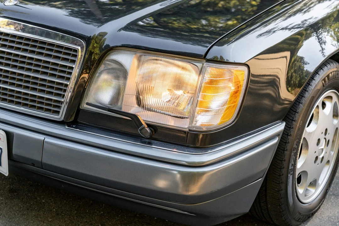 1994 Mercedes-Benz W124 E-Class - Image 26 of 31