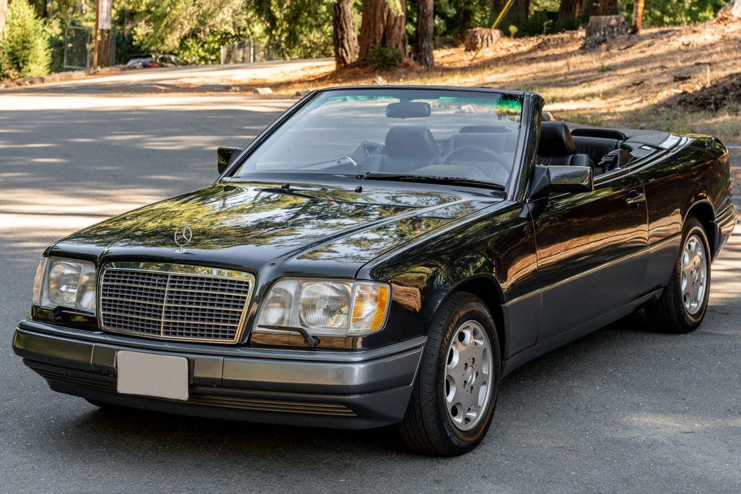 1994 Mercedes-Benz W124 E-Class - Image 2 of 31