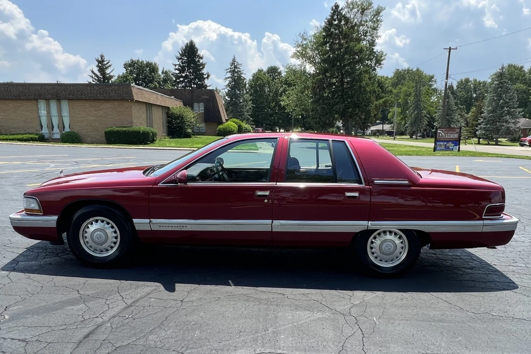 1995 Buick Roadmaster - Image 14 of 31