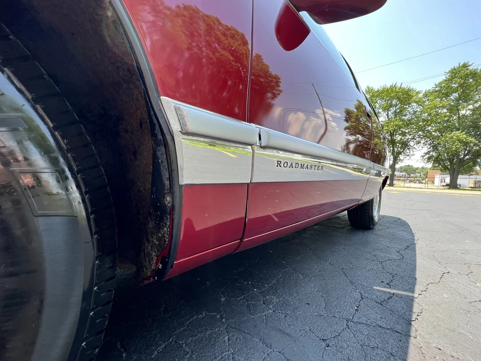 1995 Buick Roadmaster - Image 17 of 31