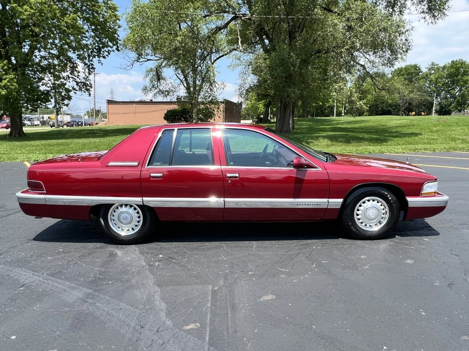 1995 Buick Roadmaster - Image 8 of 31
