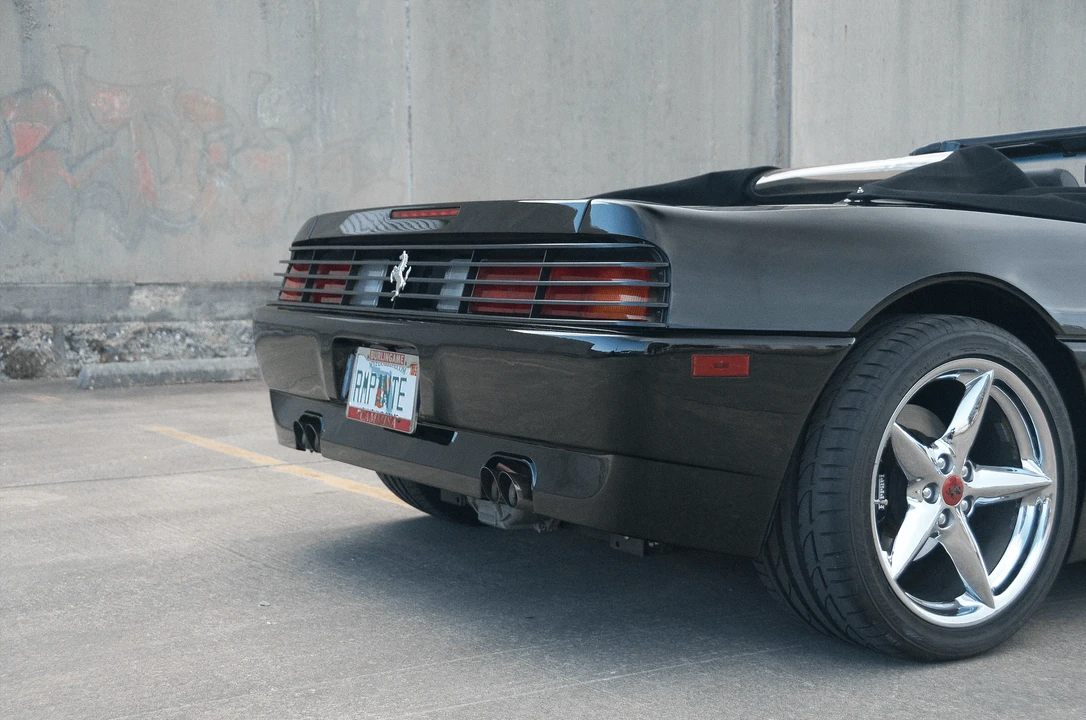 1995 Ferrari 348 Spider - Image 28 of 31