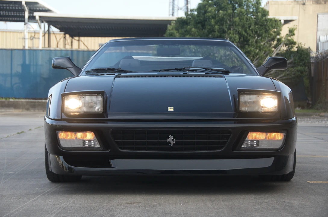1995 Ferrari 348 Spider - Image 18 of 31