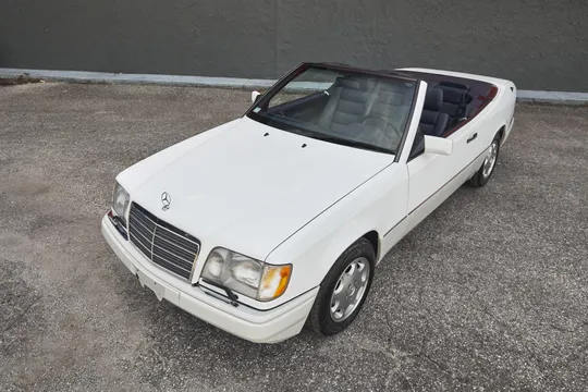 1995 Mercedes-Benz W124 E-Class - Image 4 of 31
