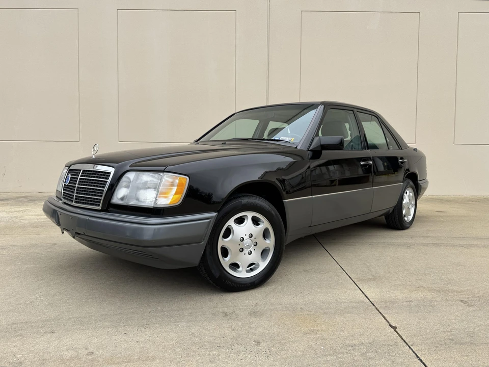 1995 Mercedes-Benz W124 E-Class - Image 9 of 31