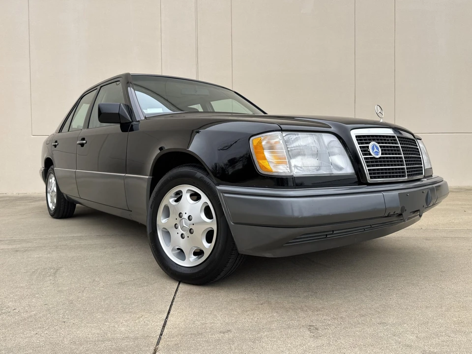 1995 Mercedes-Benz W124 E-Class - Image 26 of 31