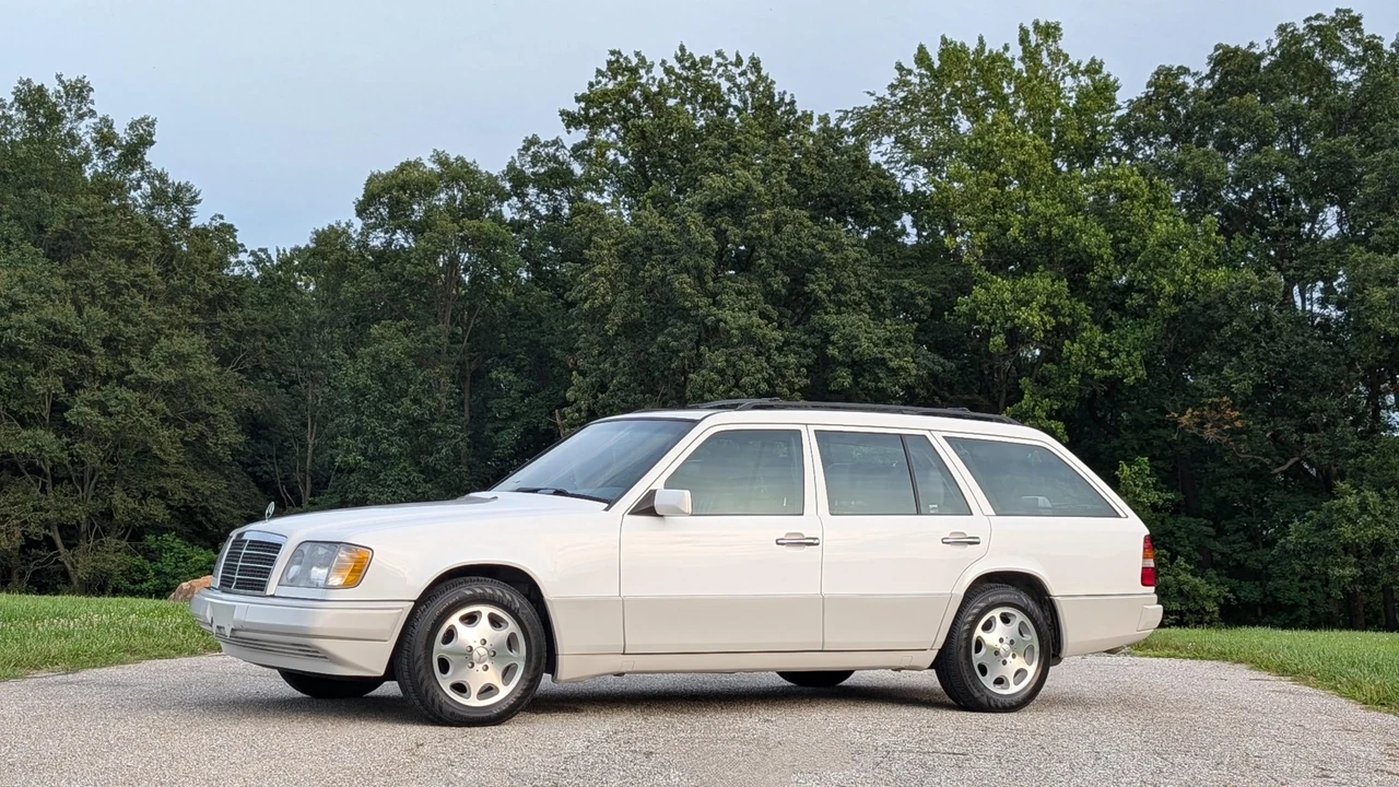 1995 Mercedes-Benz W124 E-Class - Image 7 of 31