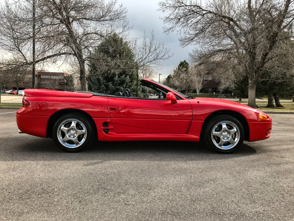 1995 Mitsubishi 3000GT Series 2 - Image 16 of 31