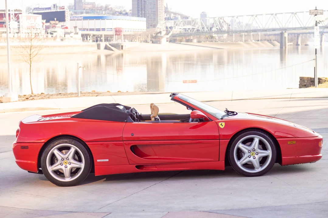 1996 Ferrari F355 Spider - Image 25 of 31