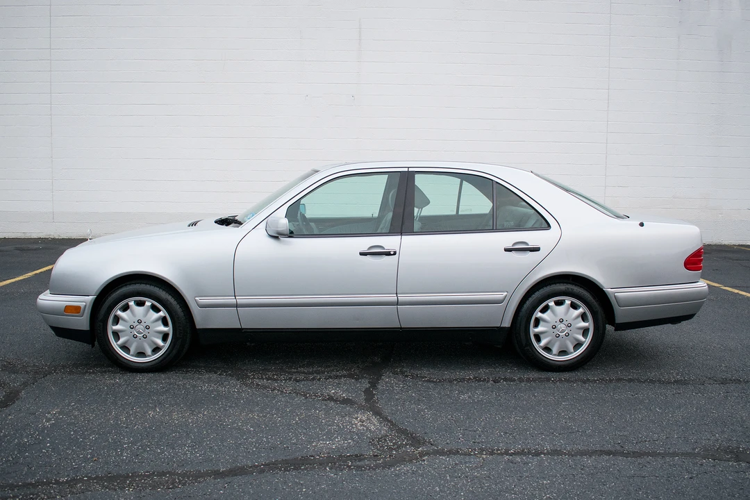 1996 Mercedes-Benz W210 E-Class - Image 6 of 31
