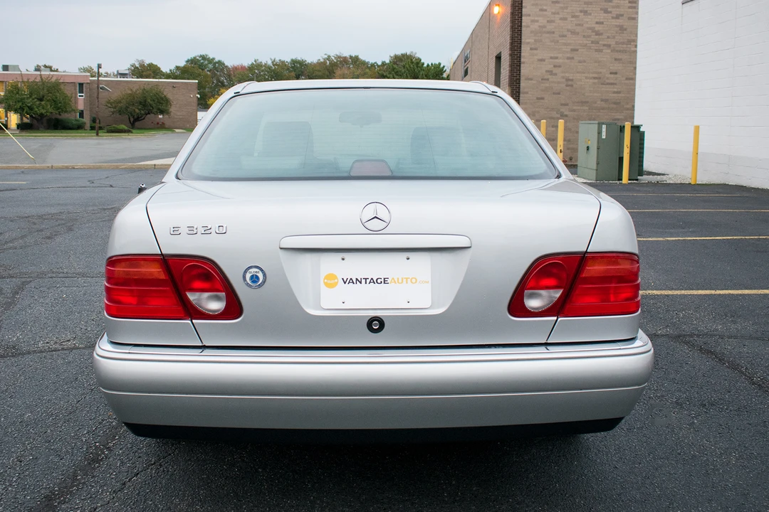 1996 Mercedes-Benz W210 E-Class - Image 10 of 31