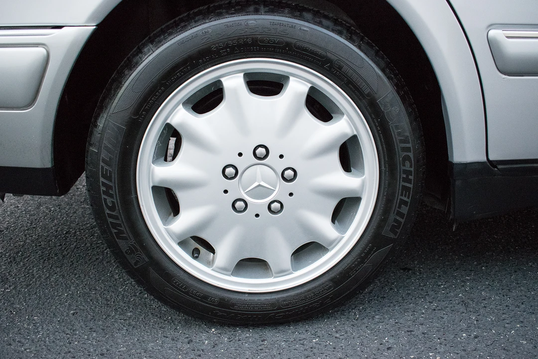 1996 Mercedes-Benz W210 E-Class - Image 21 of 31