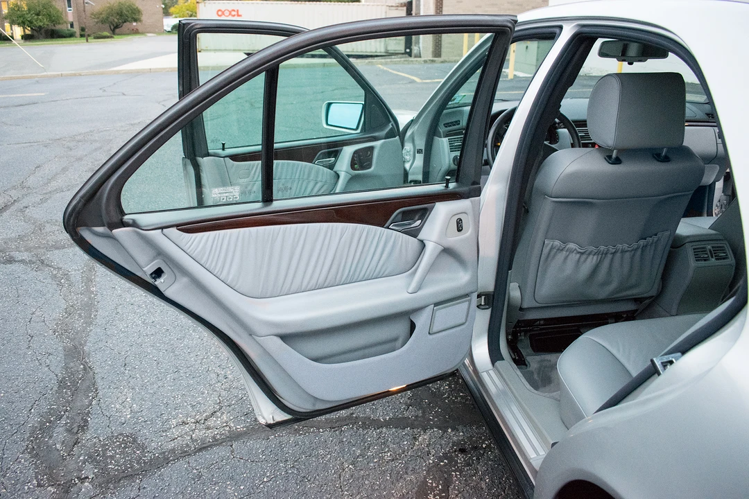 1996 Mercedes-Benz W210 E-Class - Image 27 of 31