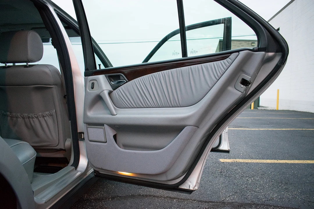 1996 Mercedes-Benz W210 E-Class - Image 29 of 31