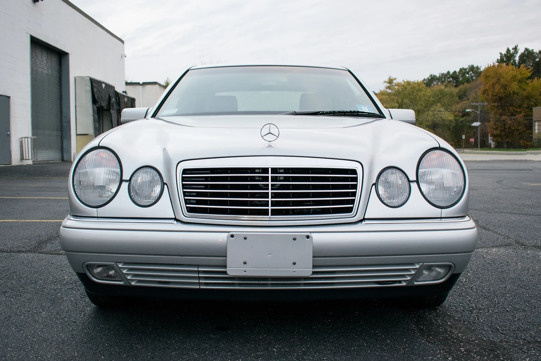 1996 Mercedes-Benz W210 E-Class - Image 2 of 31