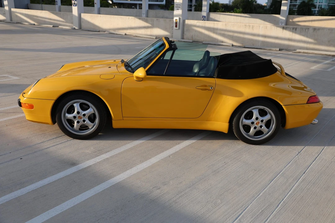 1996 Porsche 993 Carrera - Image 5 of 31