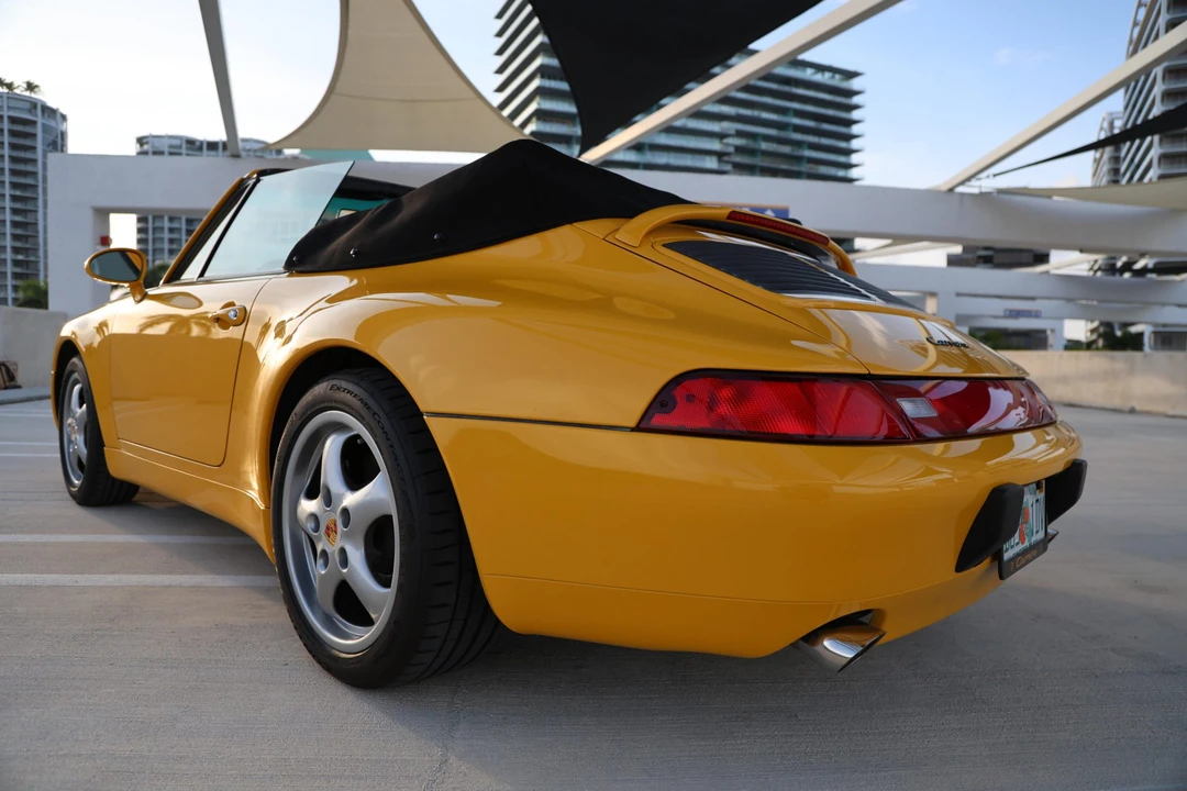 1996 Porsche 993 Carrera - Image 8 of 31