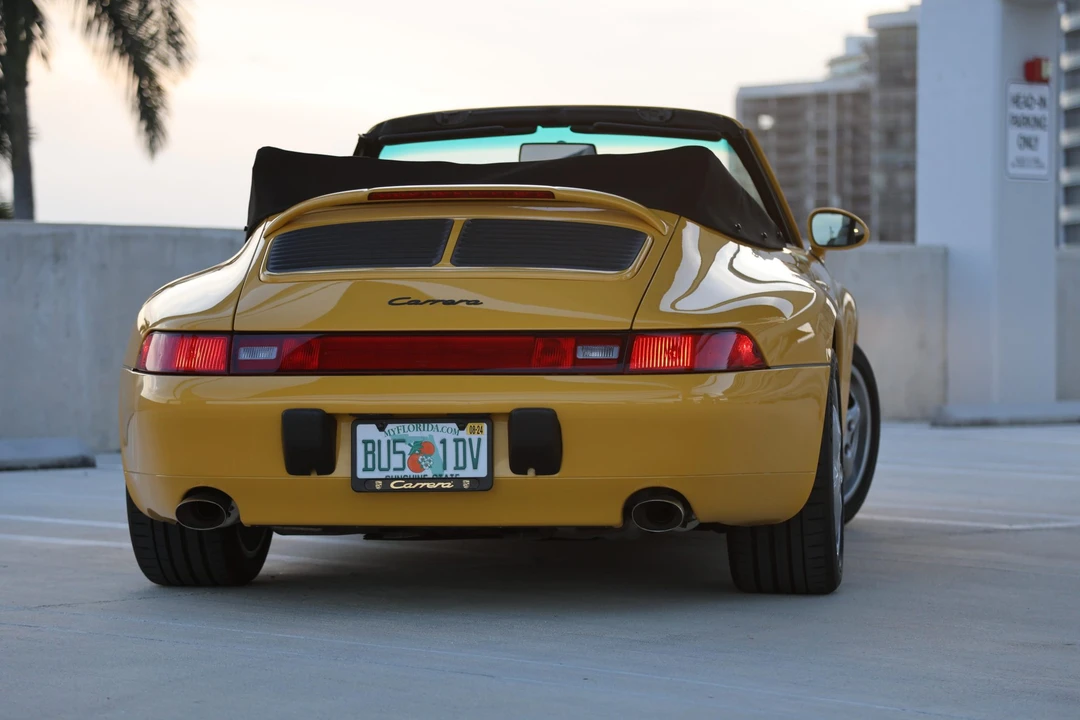1996 Porsche 993 Carrera - Image 9 of 31