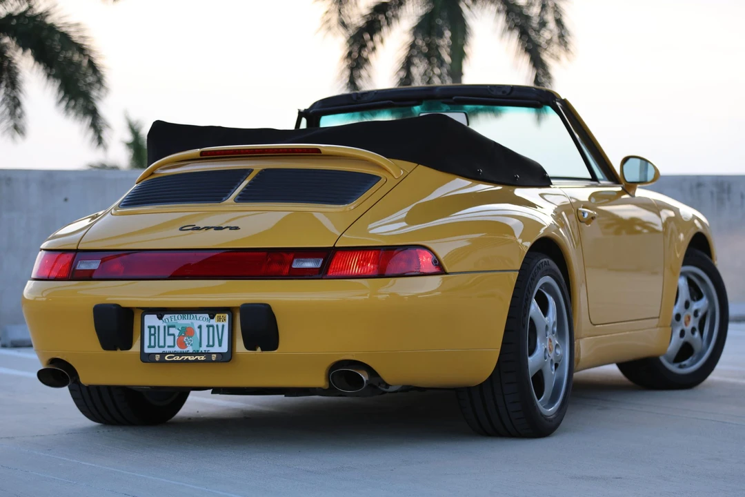 1996 Porsche 993 Carrera - Image 11 of 31