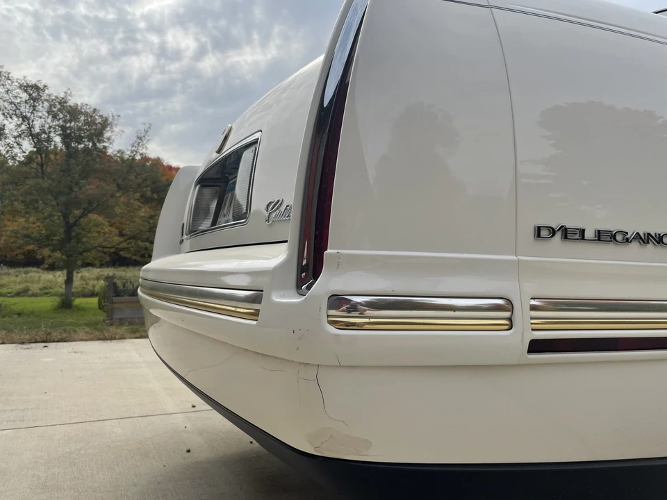 1997 Cadillac DeVille 7th Gen - Image 20 of 31