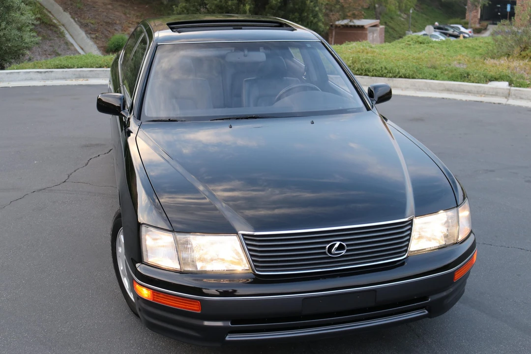 1997 Lexus LS 2nd Gen - Image 3 of 31