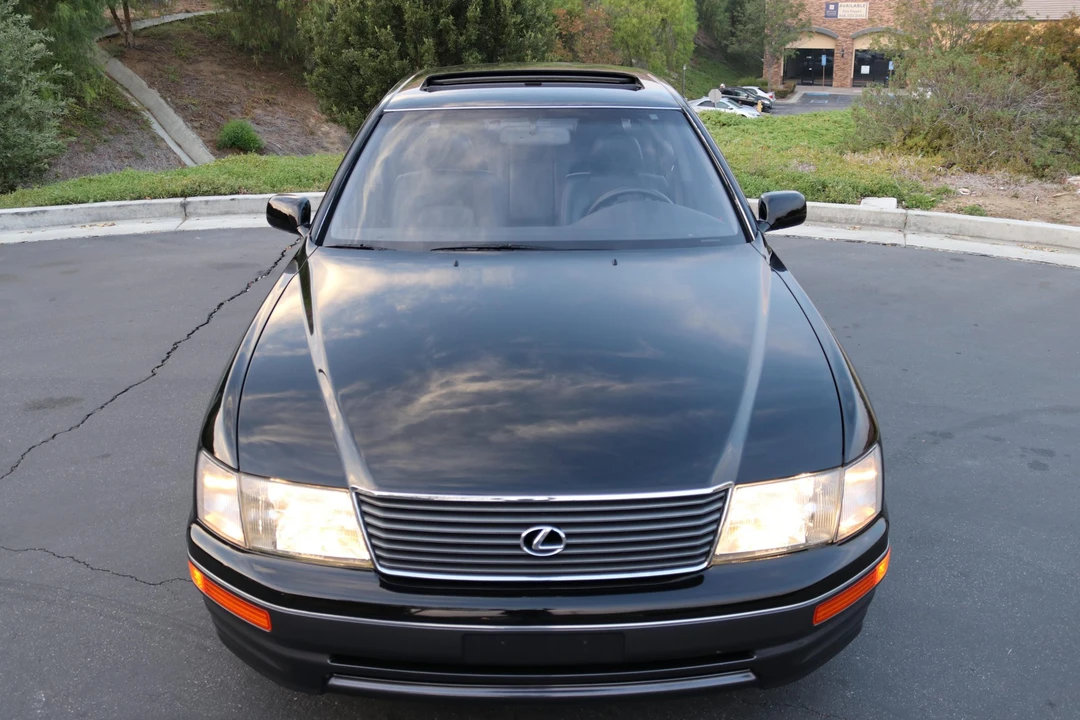 1997 Lexus LS 2nd Gen - Image 4 of 31