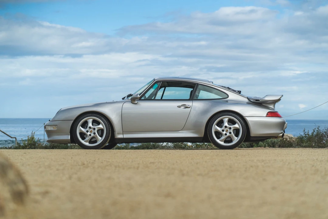 1997 Porsche 993 Carrera - Image 6 of 31