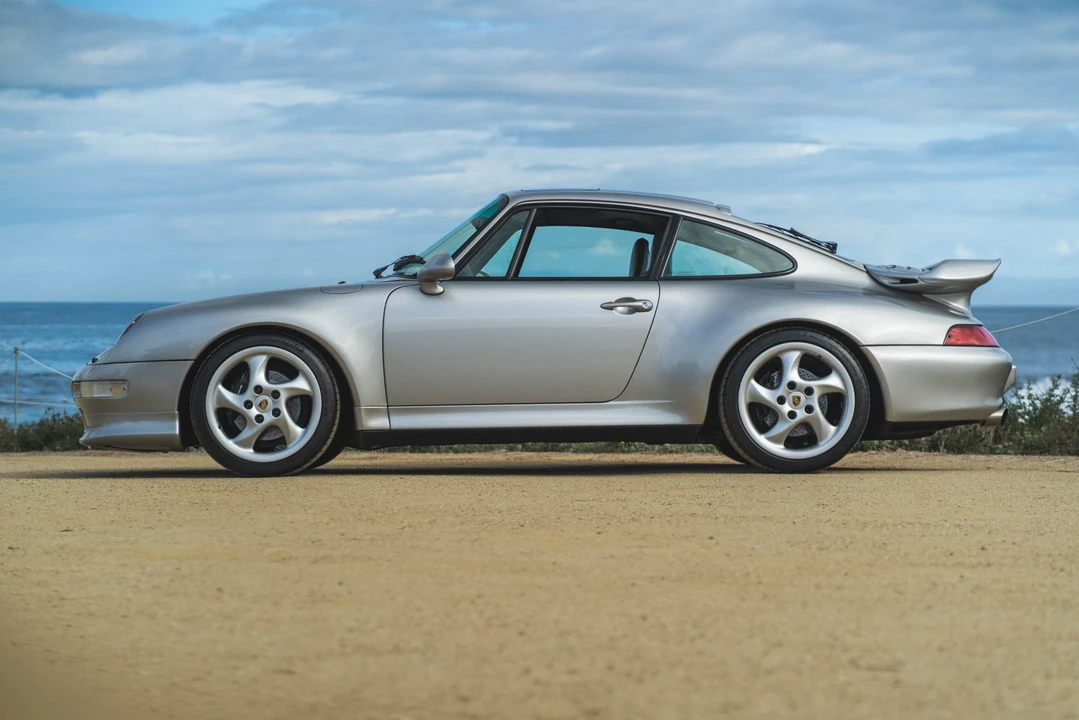 1997 Porsche 993 Carrera - Image 9 of 31