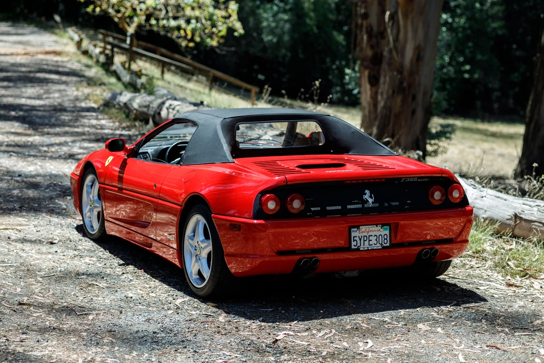 1998 Ferrari F355 Spider - Image 25 of 31