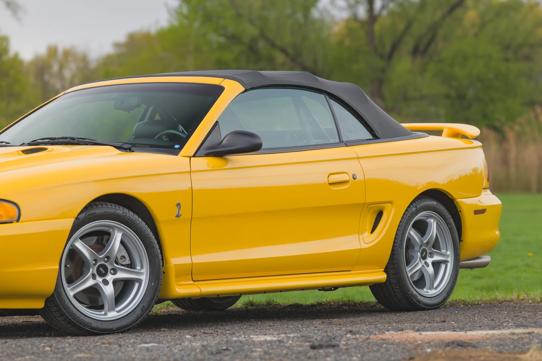 1998 Ford SN95 Mustang Cobra - Image 26 of 31