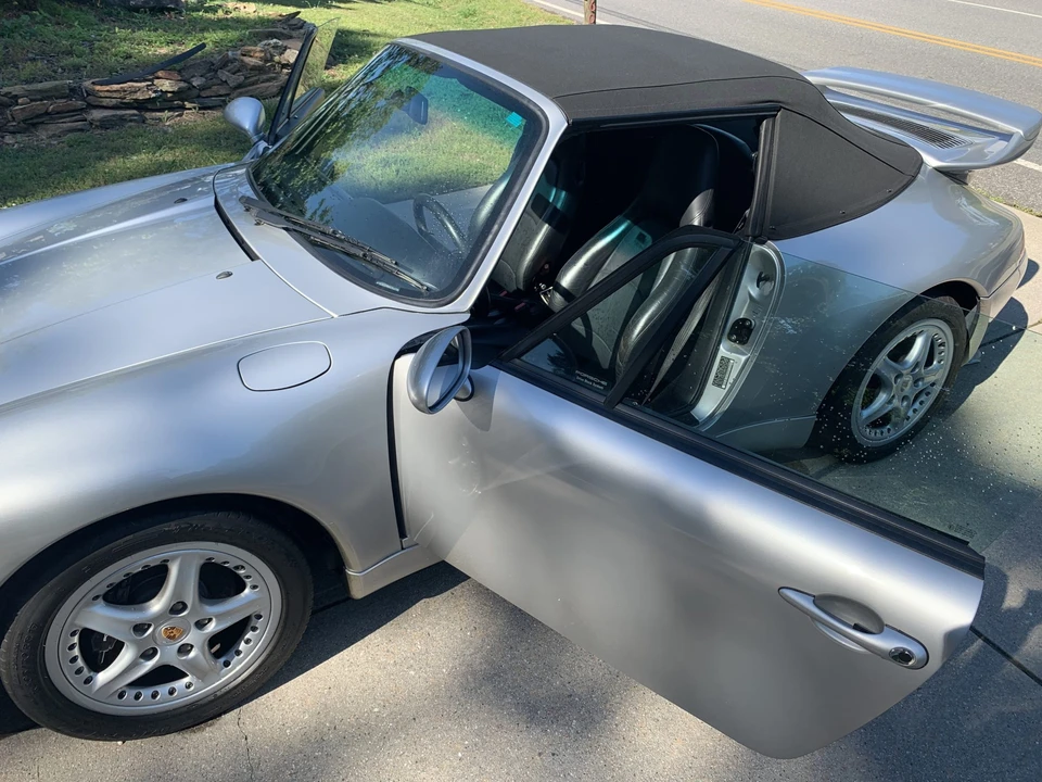 1998 Porsche 993 Carrera - Image 15 of 31