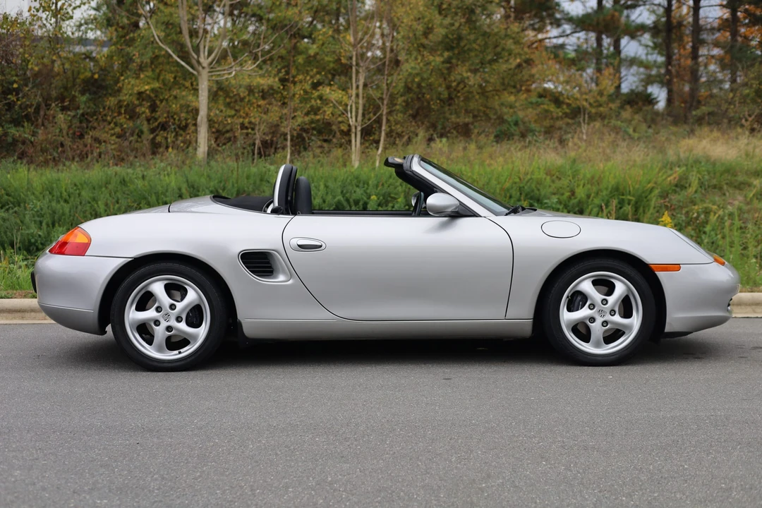 1998 Porsche 986 Boxster - Image 13 of 31