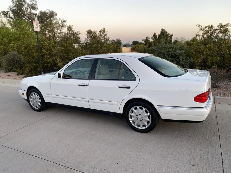 1999 Mercedes-Benz W210 E-Class - Image 11 of 31