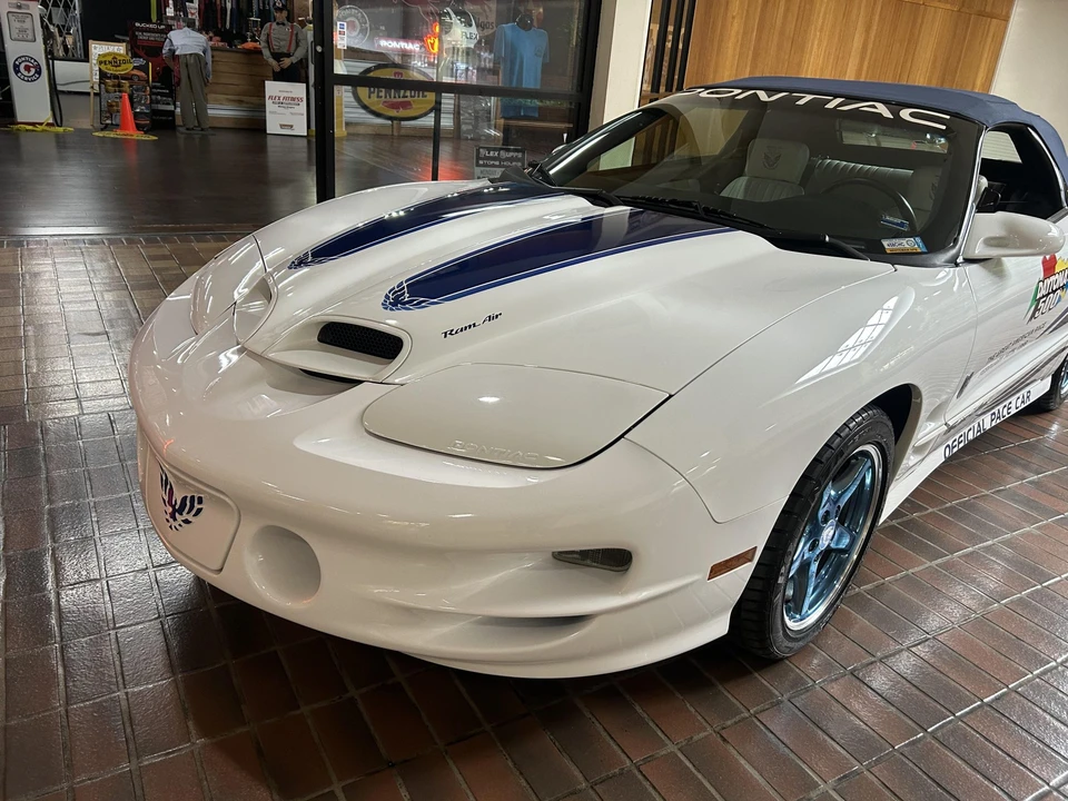 1999 Pontiac Firebird Trans Am 4th Gen - Image 18 of 31