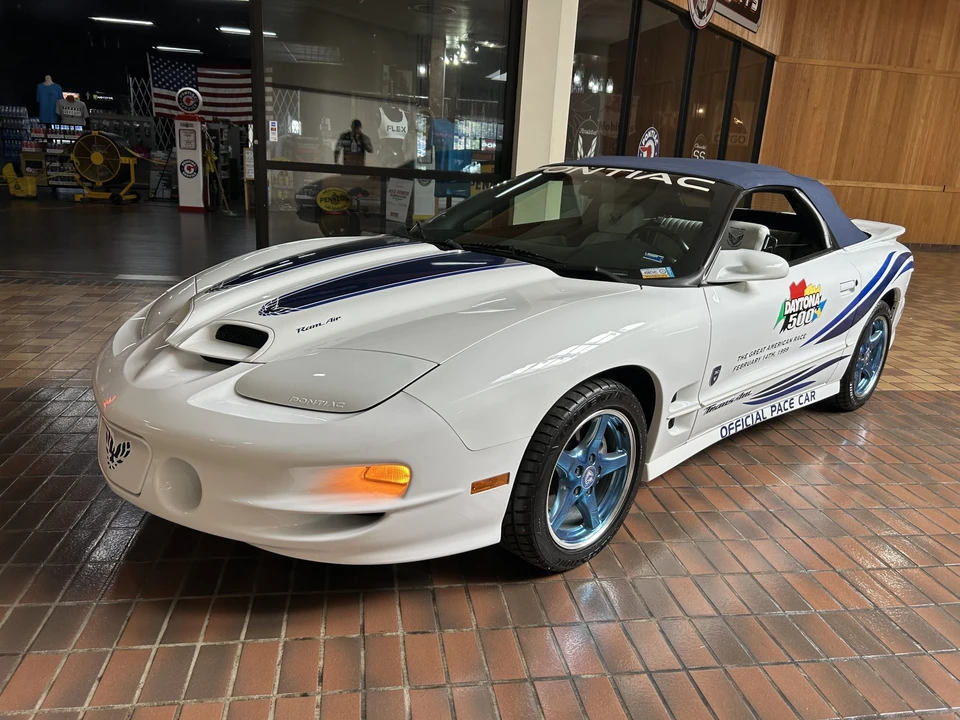 1999 Pontiac Firebird Trans Am 4th Gen - Image 12 of 31