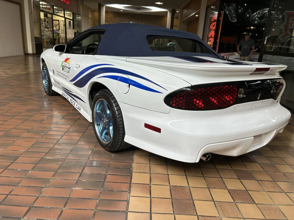1999 Pontiac Firebird Trans Am 4th Gen - Image 13 of 31