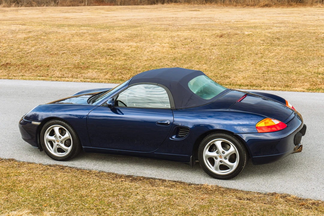 1999 Porsche 986 Boxster - Image 28 of 31