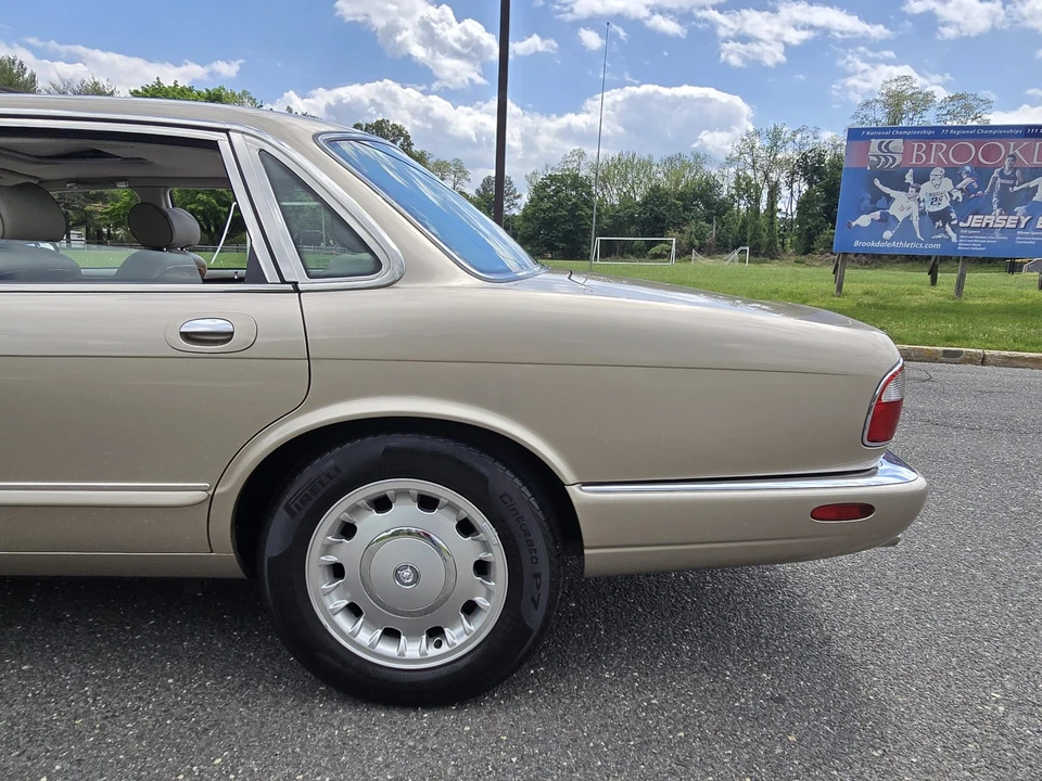 2000 Jaguar X308 XJ - Image 26 of 31