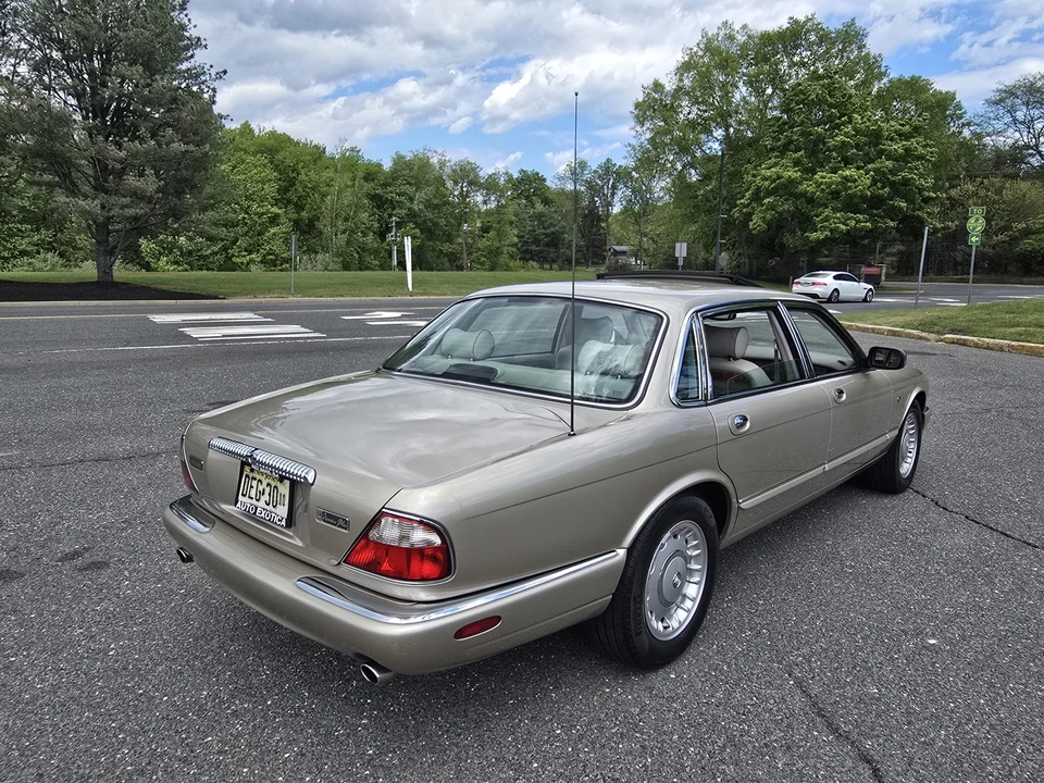 2000 Jaguar X308 XJ - Image 12 of 31