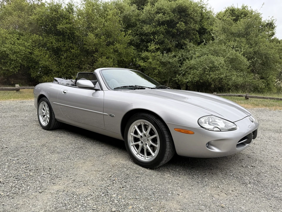 2000 Jaguar X100 XK8 - Image 13 of 31