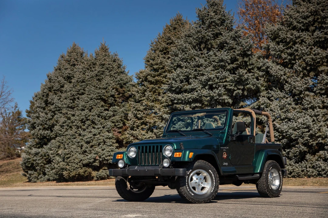 2000 Jeep TJ Wrangler - Image 2 of 31