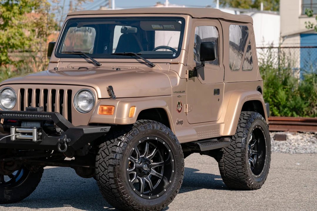 2000 Jeep TJ Wrangler - Image 25 of 31