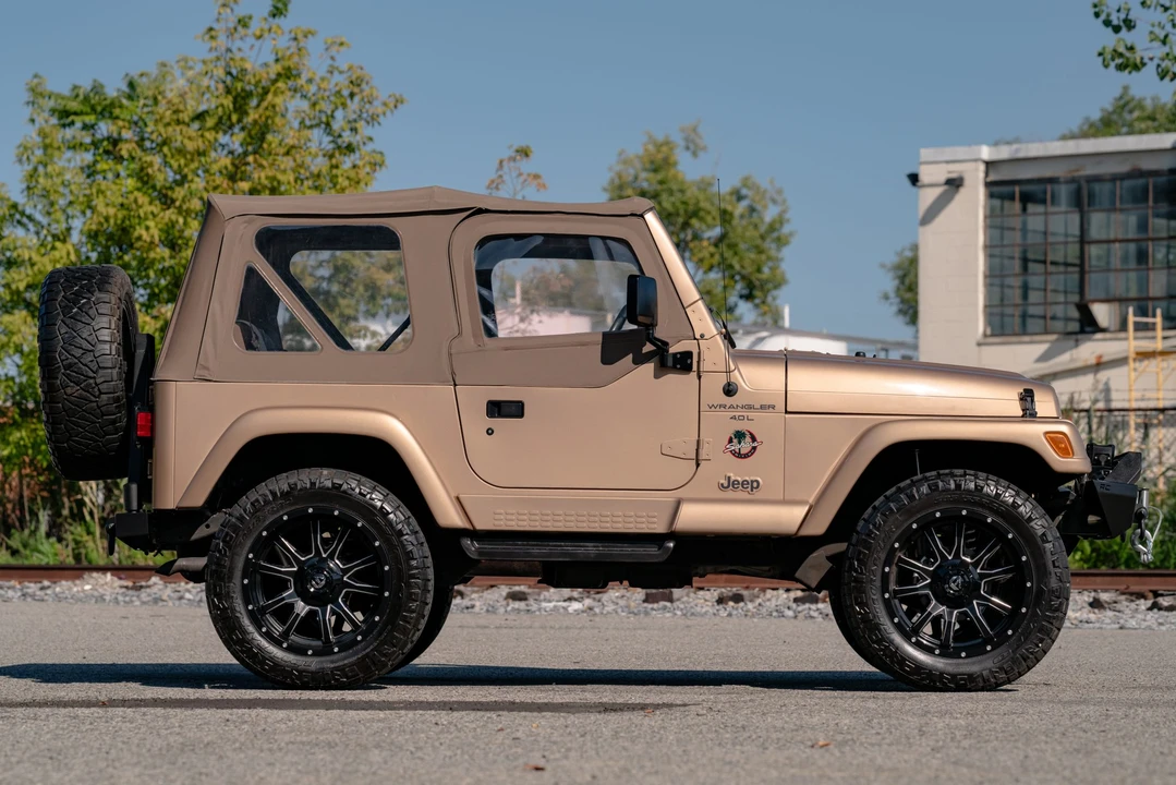 2000 Jeep TJ Wrangler - Image 17 of 31