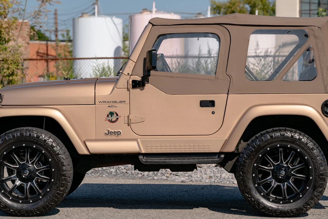 2000 Jeep TJ Wrangler - Image 27 of 31