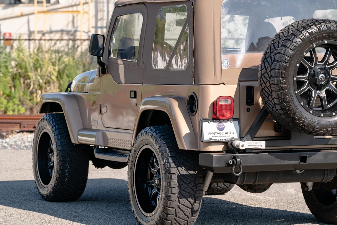 2000 Jeep TJ Wrangler - Image 29 of 31