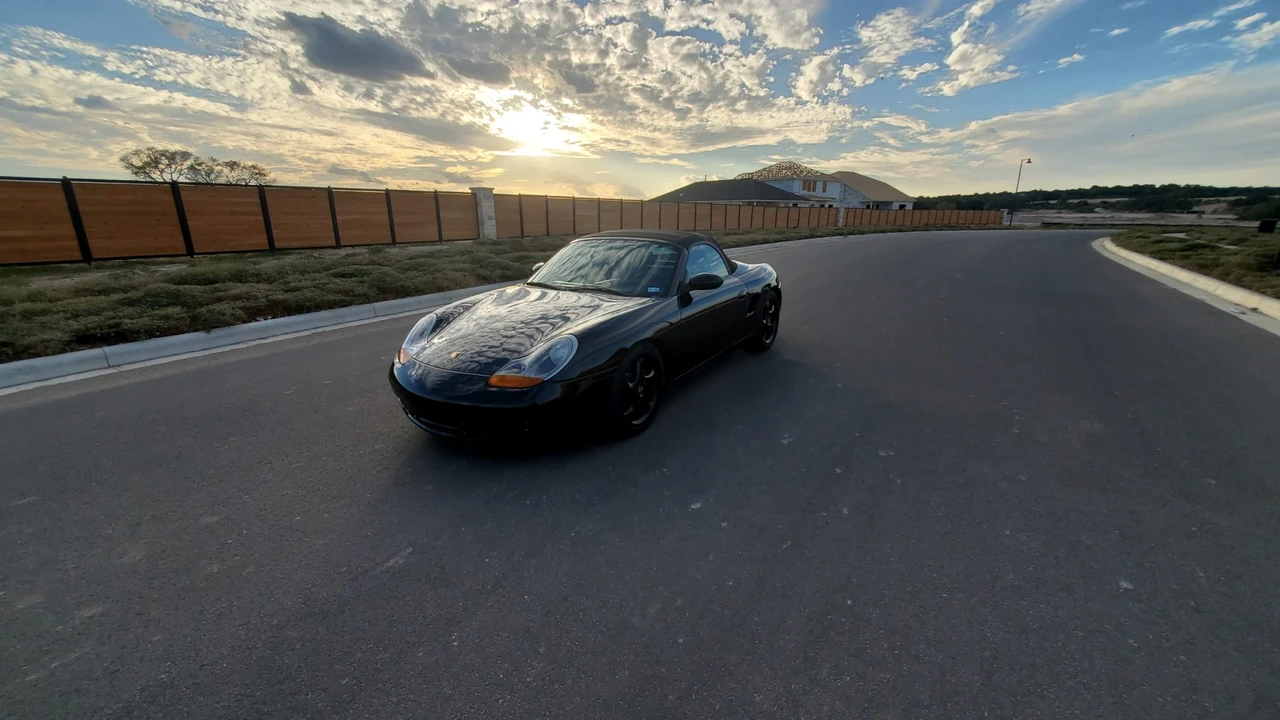 2000 Porsche 986 Boxster - Image 3 of 31