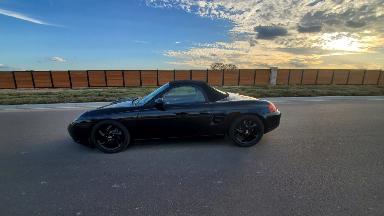 2000 Porsche 986 Boxster - Image 4 of 31