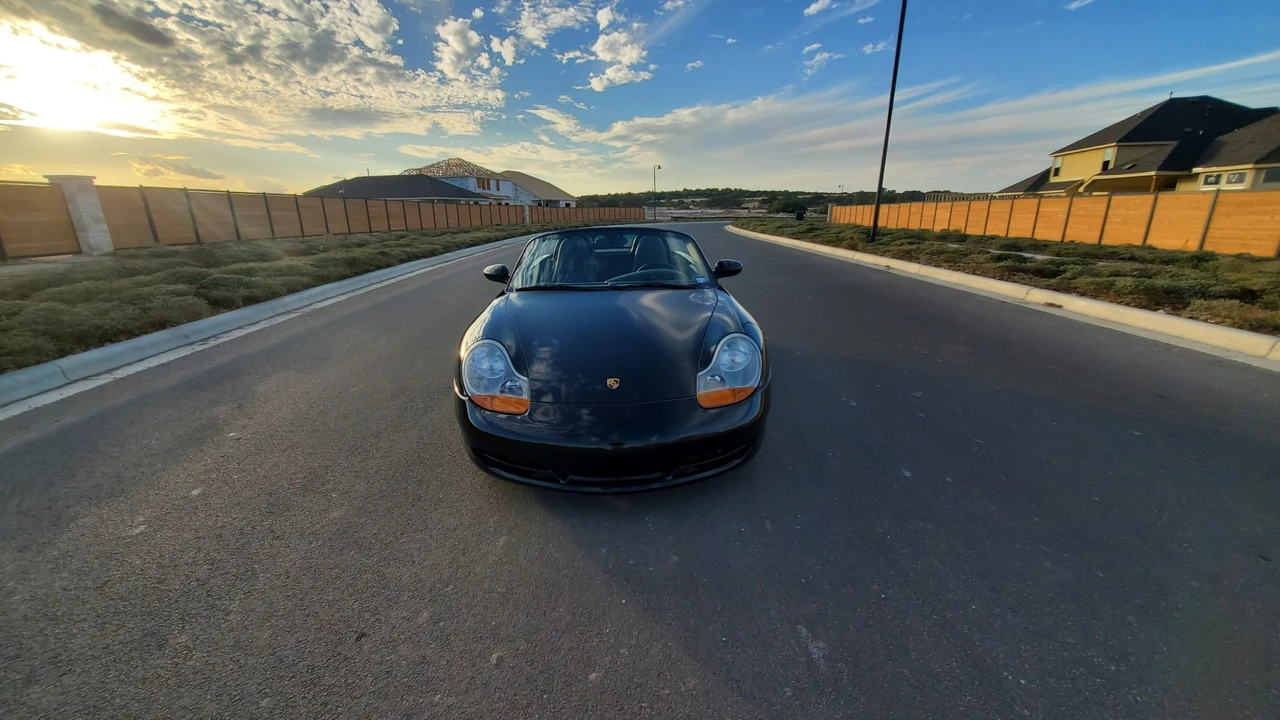 2000 Porsche 986 Boxster - Image 7 of 31