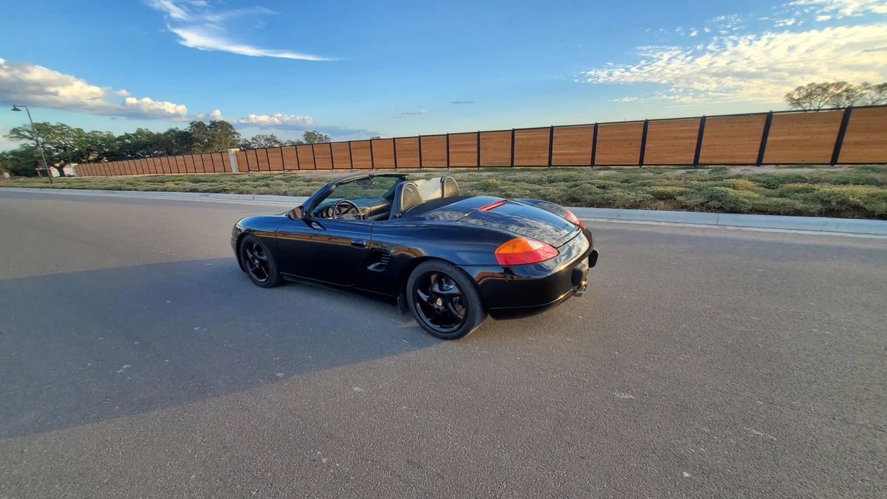 2000 Porsche 986 Boxster - Image 10 of 31