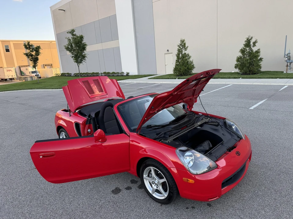 2000 Toyota MR2 Spyder/MR-S - Image 31 of 31